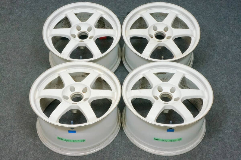 [For RSX] TE37 17x8.5 +30 5x114.3 RAYS