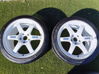 [For RSX] TE37 18x8.5 +40 / 18x9.5 +35 5x114.3 RAYS