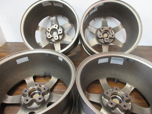 [For RSX] TE37 17x8.5 +30 5x114.3 RAYS