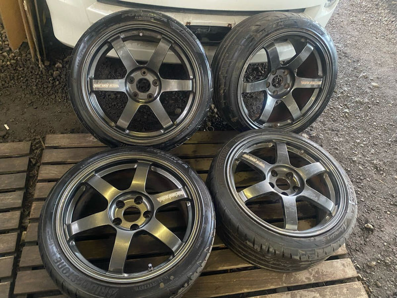 [For RSX] TE37 SAGA 18x8.5 +50 / 18x9.5 +30 5x114.3 RAYS