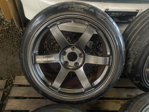 [For RSX] TE37 SAGA 18x8.5 +50 / 18x9.5 +30 5x114.3 RAYS