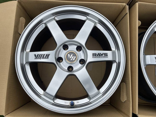 [For RSX] TE37 18x8.5 +40 & 18x9.5 +40 5x114.3 RAYS