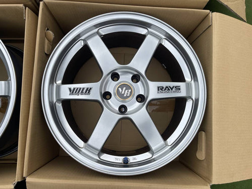 [For RSX] TE37 18x8.5 +40 & 18x9.5 +40 5x114.3 RAYS