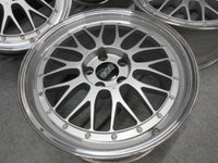LM 18x8 +40 / 18x9 +42 5x114.3 BBS