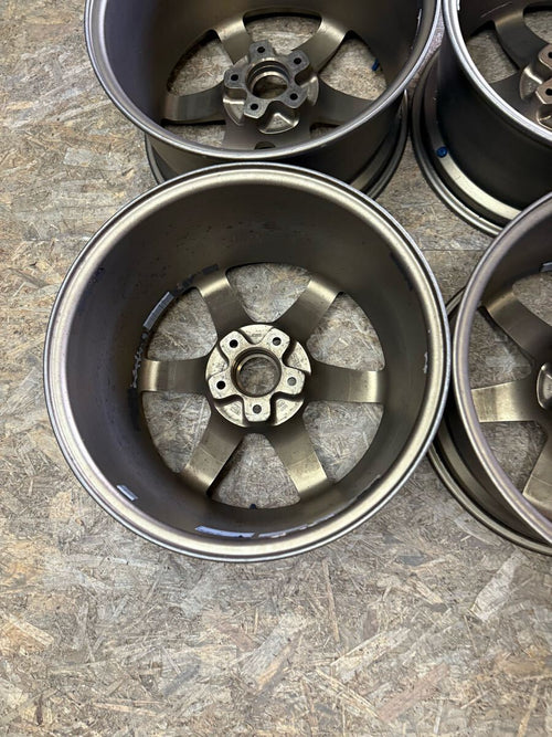 [For RSX] TE37 18x9.5 +22 5x114.3 RAYS