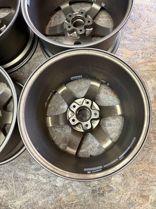 [For RSX] TE37 18x9.5 +22 5x114.3 RAYS