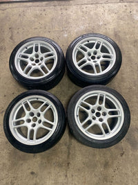 GT-R 17x9 +30 5x114.3 Nissan Genuine