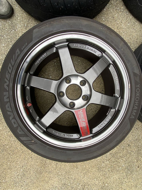 TE37SL 17x8.5 +40 / 17x9.5 +35 5x114.3 RAYS