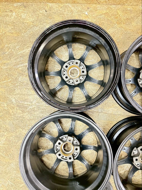 57Gainer 17x9 +22 5x114.3 RAYS